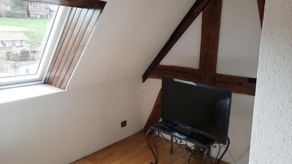 Gite Au Petit Ruisseau-Etage Et Combles-Maison Alsacienne 4 Personnes 4 Nuitees Minimum Langensoultzbach Buitenkant foto
